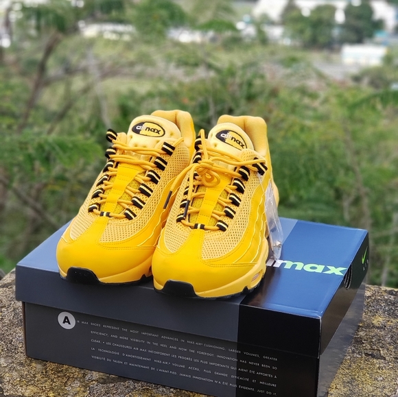 ❌️SOLD❌️Nike Air Max 95' 2021 - Picture 3 of 6